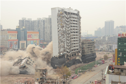 图1.jpg